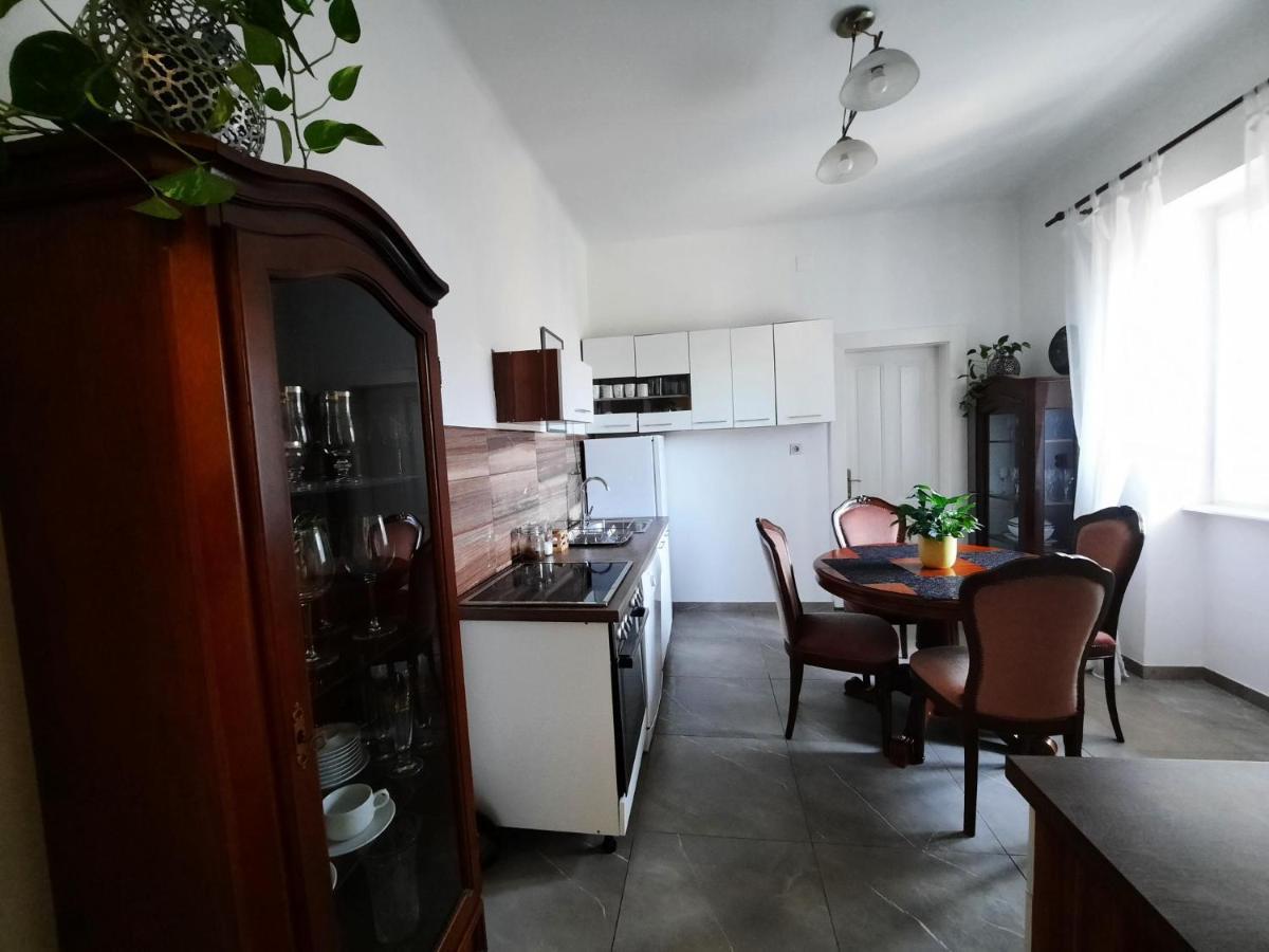 Apartman Soda Apartment Ogulin Exterior photo